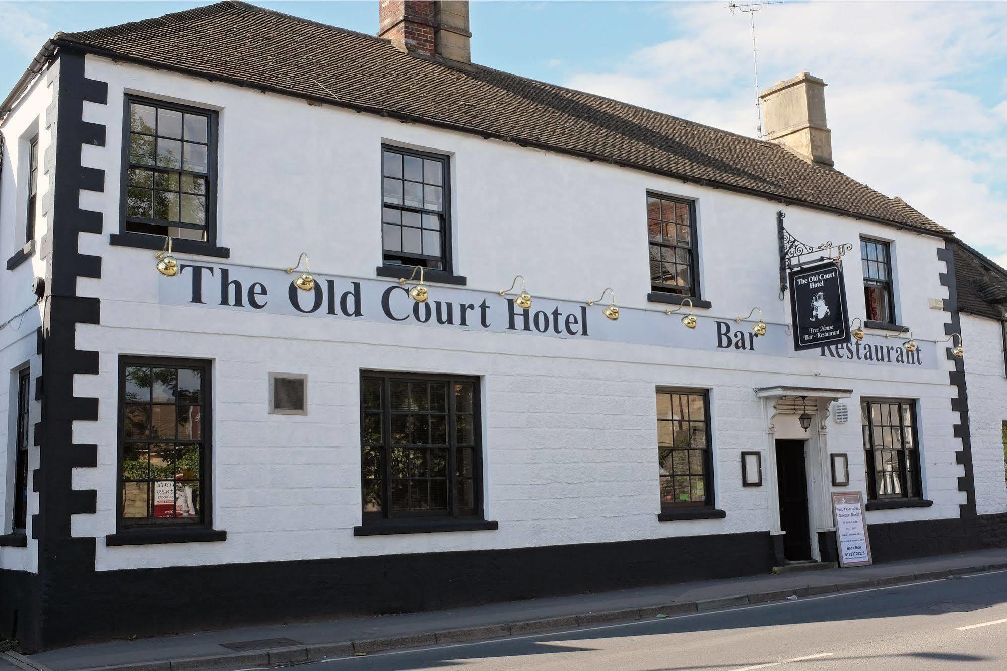 The Old Court Hotel ウィットニー エクステリア 写真